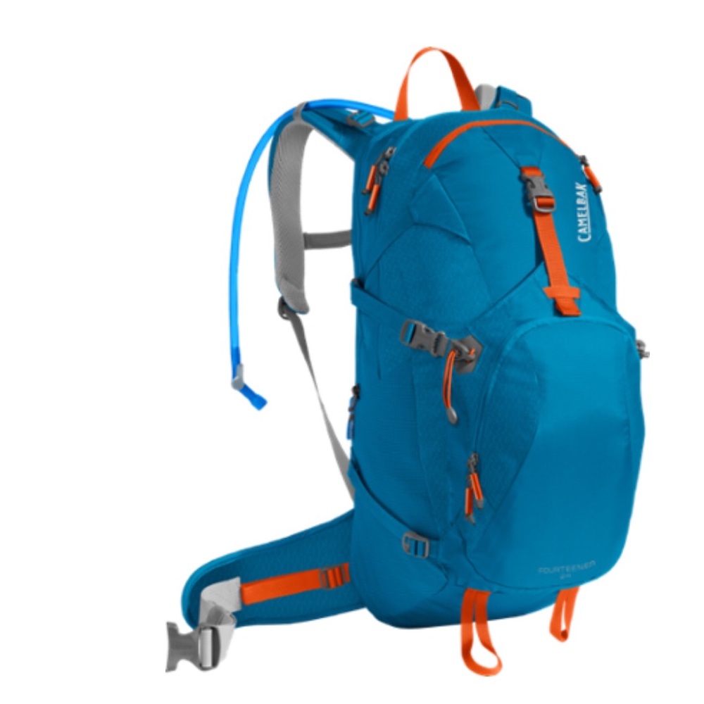 Brand new, boxed Camelbak Fourteener 24 3L pack